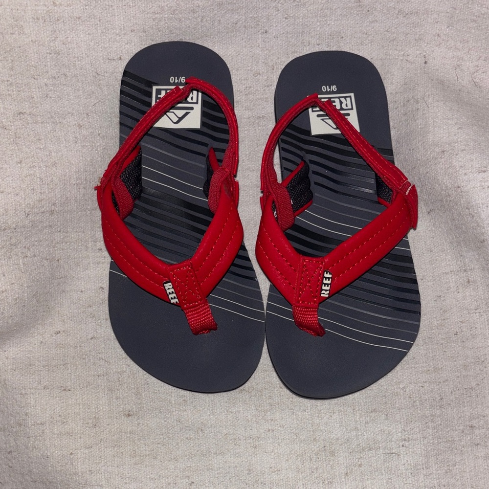 Reef Bold Red and Black Flip Flops